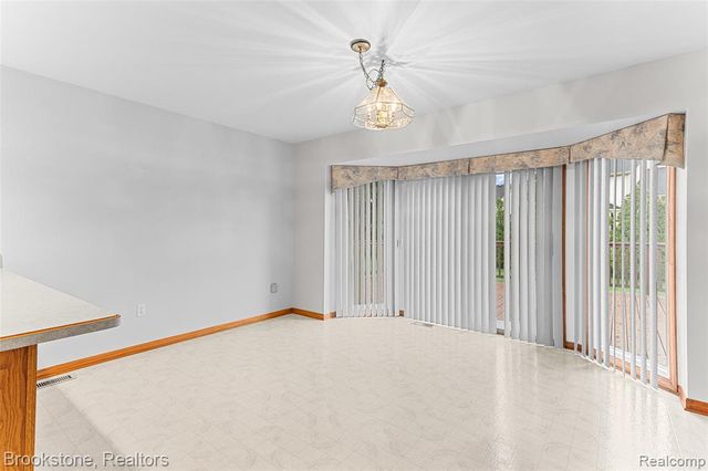53725 Arabian Trail, Macomb, MI 48042