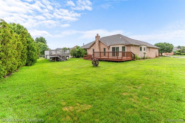 53725 Arabian Trail, Macomb, MI 48042