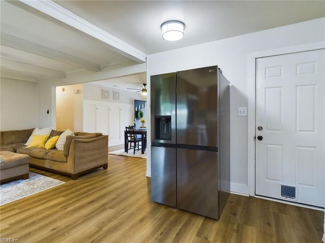 1320 Pierside CT, Virginia Beach, VA 23453