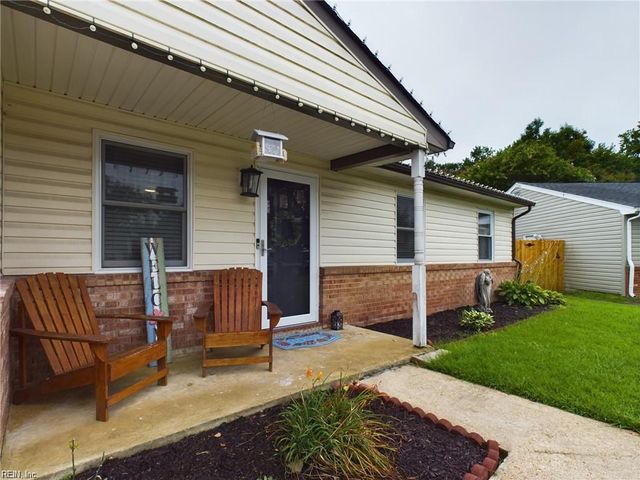 1320 Pierside CT, Virginia Beach, VA 23453