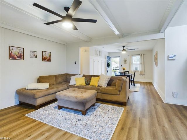 1320 Pierside CT, Virginia Beach, VA 23453