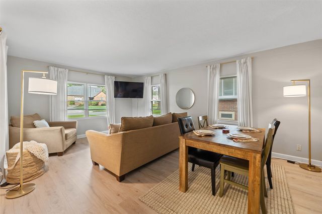2203 35th Street, Des Moines, IA 50310