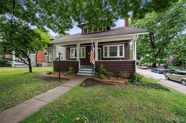 125 S Elm Avenue, St Louis, MO 63119