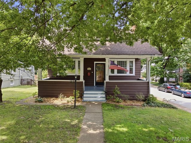125 S Elm Avenue, St Louis, MO 63119