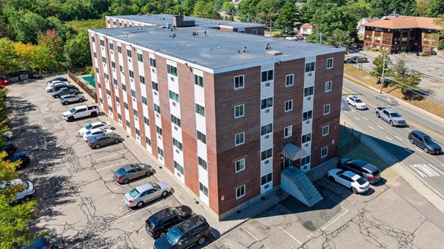 215 Winter St 3P, Weymouth, MA 02188
