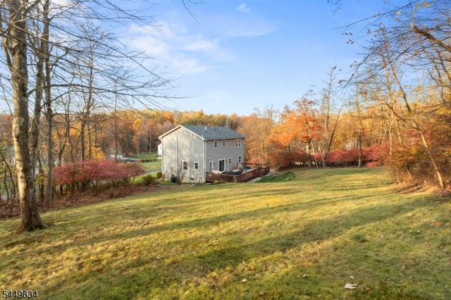 55 Woodland Rd, Franklin Boro, NJ 07416
