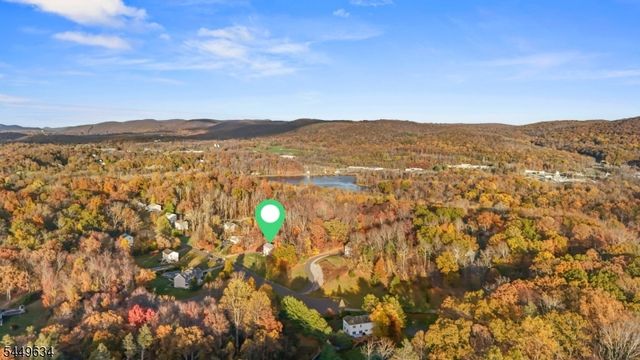 55 Woodland Rd, Franklin Boro, NJ 07416