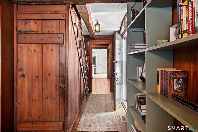 6 Downe Lane, Wilton, CT 06897