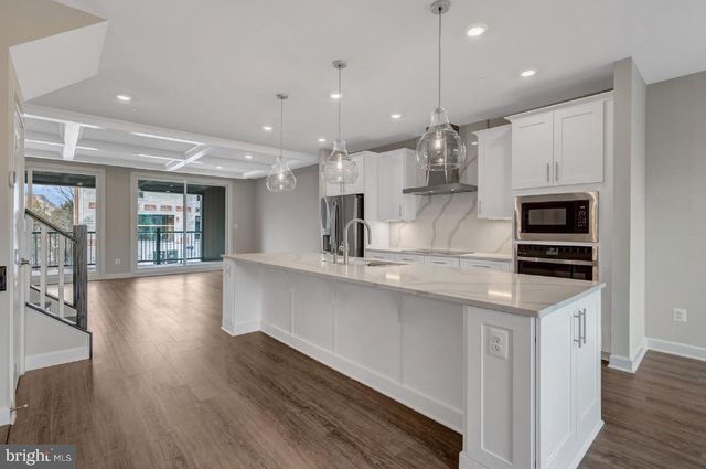 43769 METRO TER, Ashburn, VA 20147