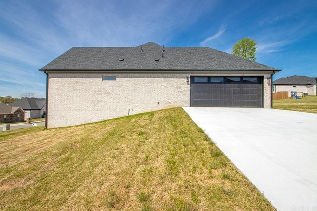 10126 Hidden Circle, Sherwood, AR 72120