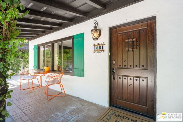 1861 S Palm Canyon Drive, Palm Springs, CA 92264