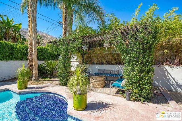 1861 S Palm Canyon Drive, Palm Springs, CA 92264