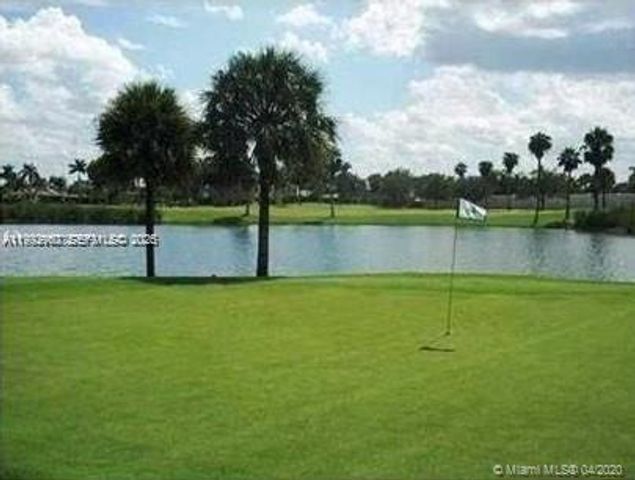 9580 Sunrise Lakes Boulevard 205, Sunrise, FL 33322