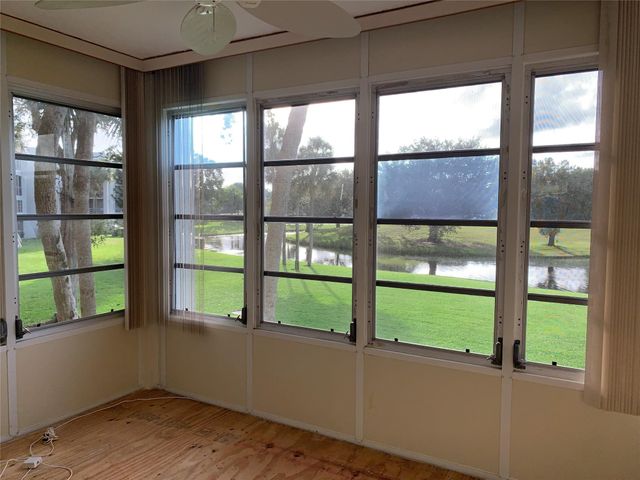 9460 Poinciana Place 203, Davie, FL 33324