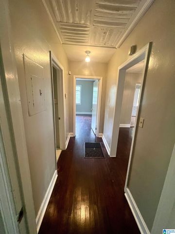 106 AVENUE V, Birmingham, AL 35214
