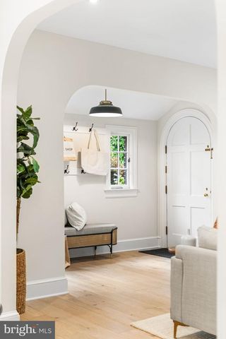 3822 VAN NESS ST NW, Washington, DC 20016