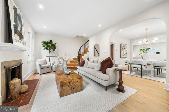 3822 VAN NESS ST NW, Washington, DC 20016