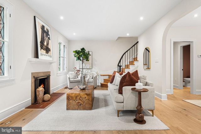 3822 VAN NESS ST NW, Washington, DC 20016