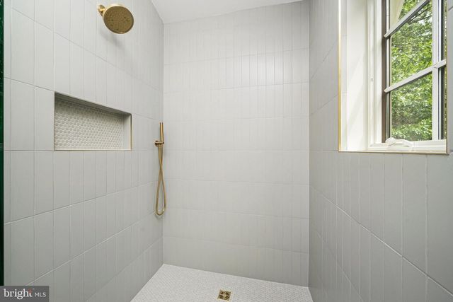3822 VAN NESS ST NW, Washington, DC 20016
