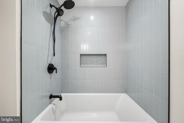 3822 VAN NESS ST NW, Washington, DC 20016