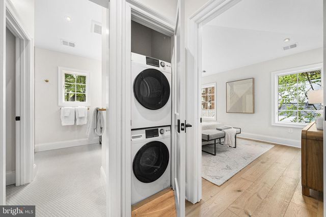 3822 VAN NESS ST NW, Washington, DC 20016