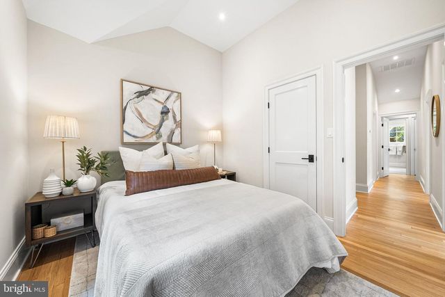 3822 VAN NESS ST NW, Washington, DC 20016