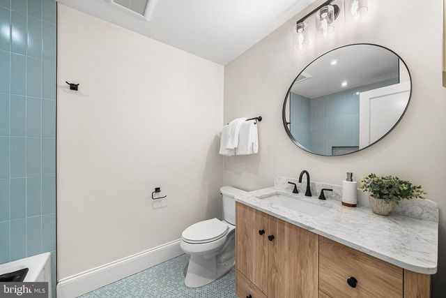 3822 VAN NESS ST NW, Washington, DC 20016