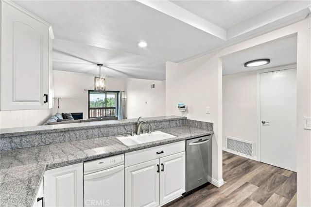 4835 E Anaheim 309, Long Beach, CA 90804