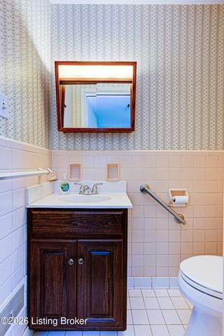 3702 Mamaroneck Rd, Louisville, KY 40218