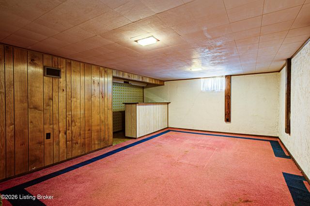 3702 Mamaroneck Rd, Louisville, KY 40218