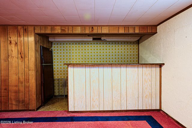 3702 Mamaroneck Rd, Louisville, KY 40218