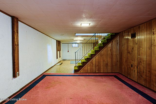 3702 Mamaroneck Rd, Louisville, KY 40218