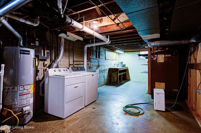 3702 Mamaroneck Rd, Louisville, KY 40218