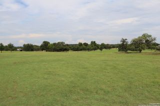 14 Woodview Circle, Bandera, TX 78003