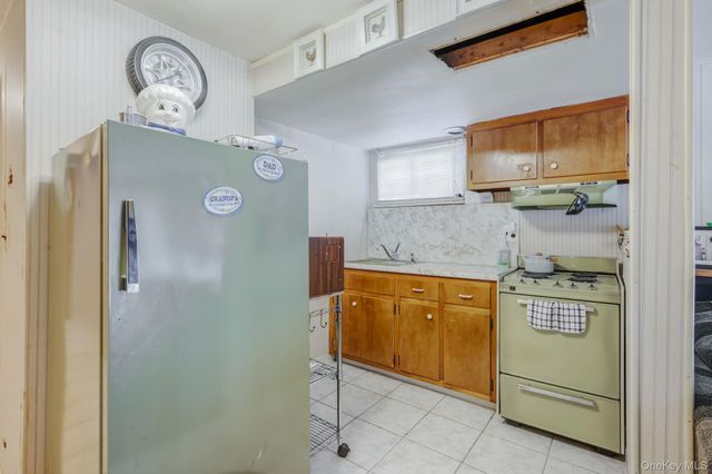 266 Kellum Street, West Babylon, NY 11704