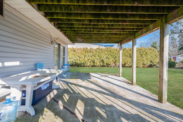 266 Kellum Street, West Babylon, NY 11704