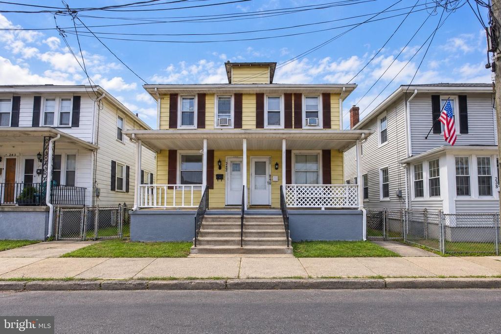 240 FILMORE ST, Riverside, NJ 08075
