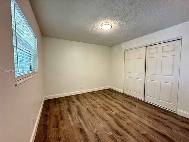 2500 Johnson St 17, Hollywood, FL 33020