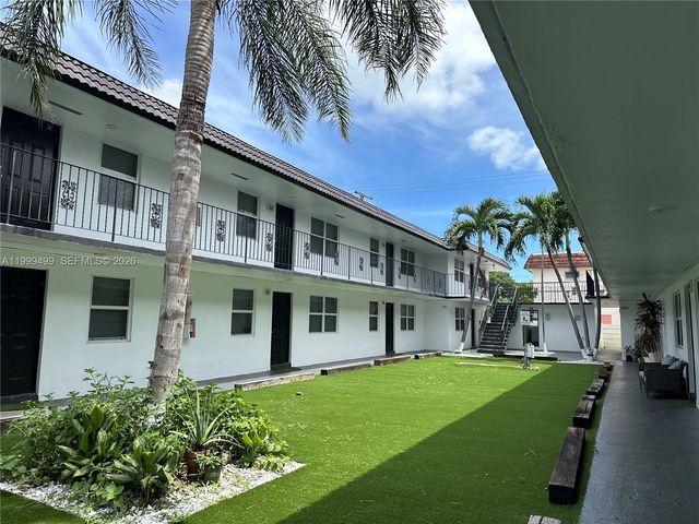 2500 Johnson St 17, Hollywood, FL 33020