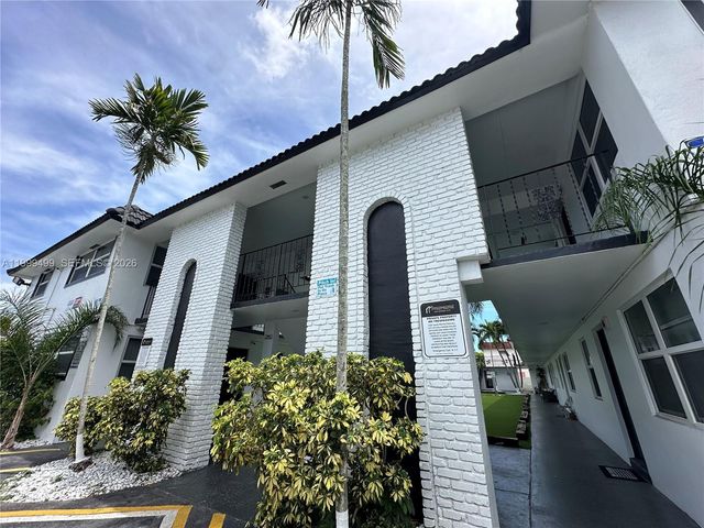 2500 Johnson St 17, Hollywood, FL 33020