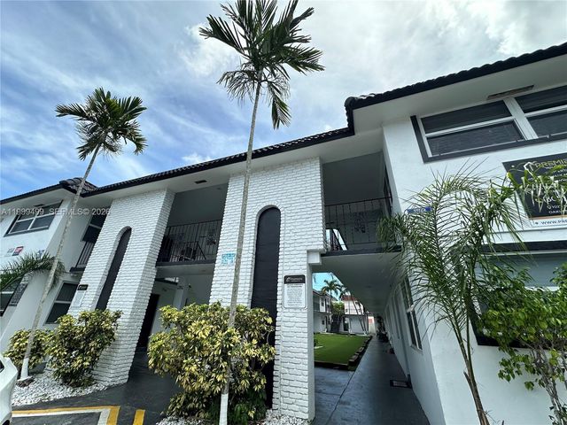 2500 Johnson St 17, Hollywood, FL 33020