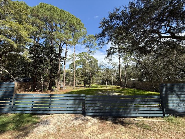 172 E Harborview Road, Santa Rosa Beach, FL 32459