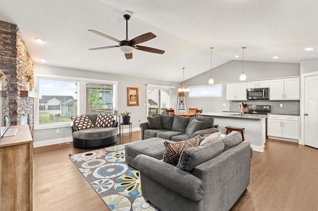 1412 NE Park Street, Grimes, IA 50111