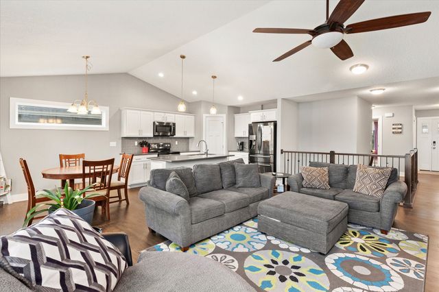1412 NE Park Street, Grimes, IA 50111