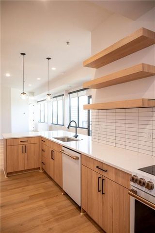 2940 Baltimore Avenue 1504, Kansas City, MO 64108