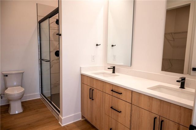 2940 Baltimore Avenue 1504, Kansas City, MO 64108