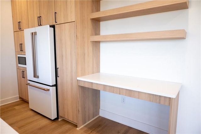 2940 Baltimore Avenue 1504, Kansas City, MO 64108