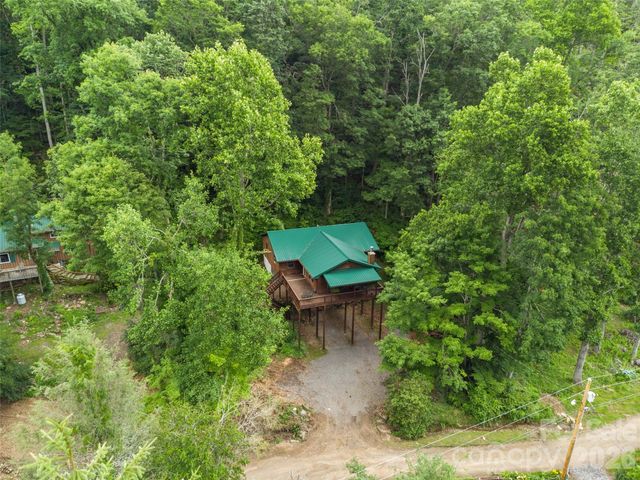 170 Mountain Farm Road, Burnsville, NC 28714