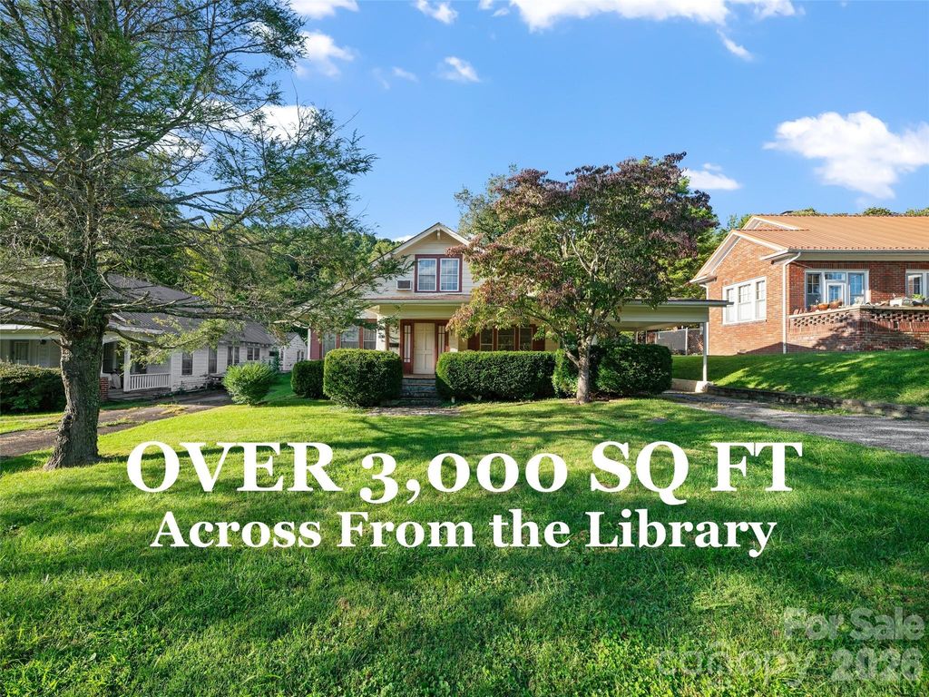 147 Walnut Avenue, Spruce Pine, NC 28777