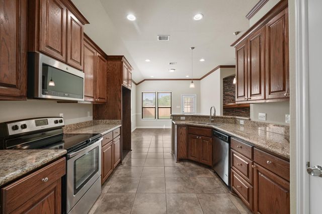 2709 Kentucky Avenue, League City, TX 77573